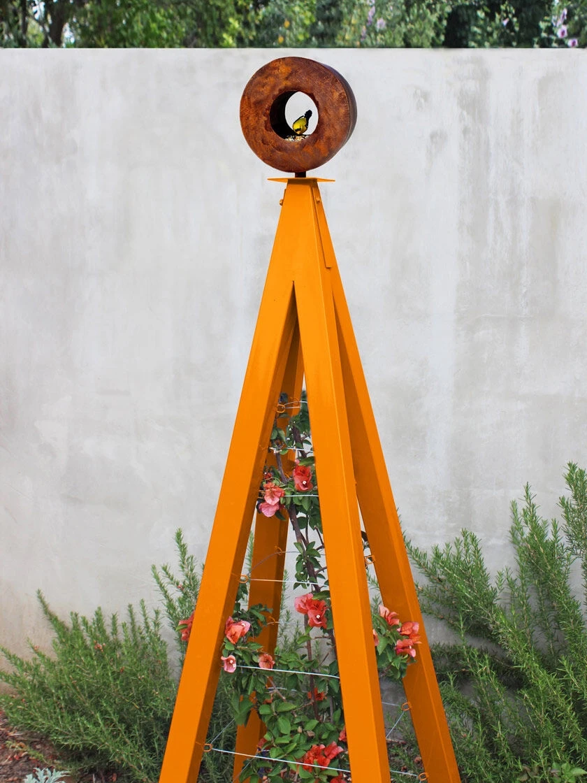 Bird Cafe + Akoris Garden Tuteur Sr. 8 Bird Cafe + Akoris Garden Tuteur Sr. - Image 6