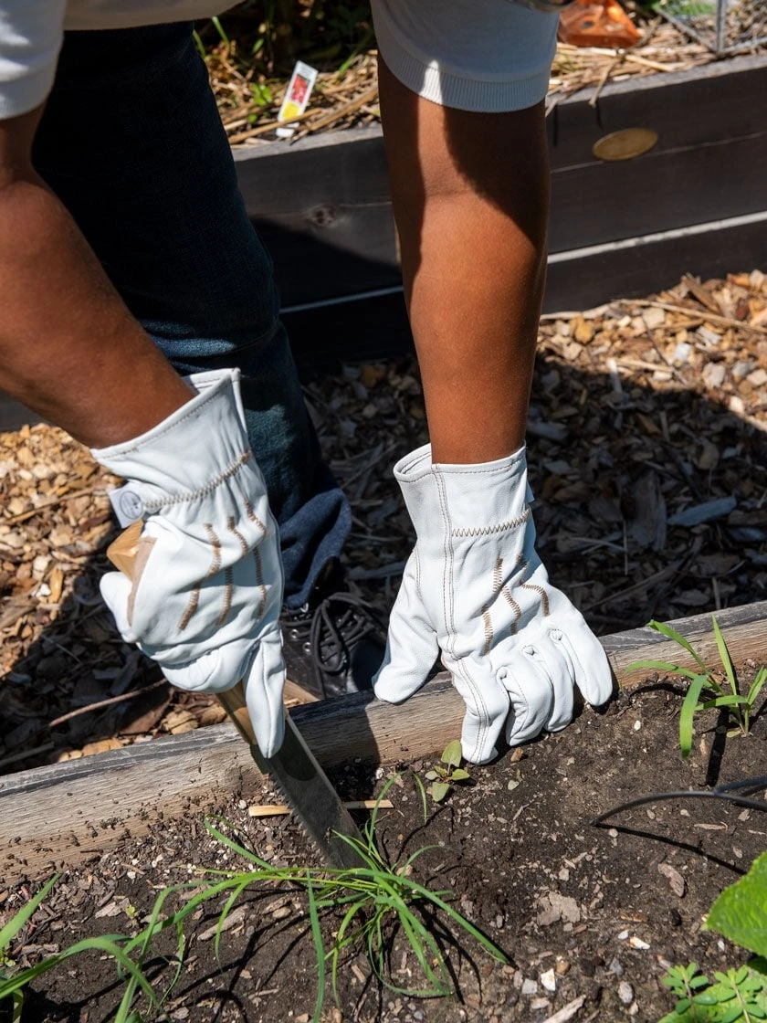 Garden Works Leather Mates™ Gloves 4 Garden Works Leather Mates™ Gloves - Image 2